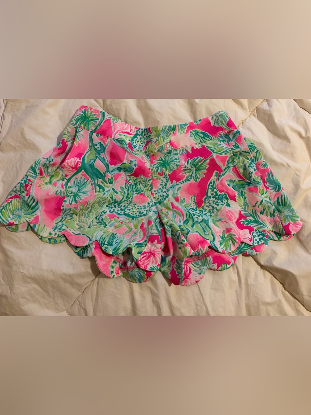Lilly Pulitzer Pink Tropical Scallop-Hem Shorts with Green Aqua Print